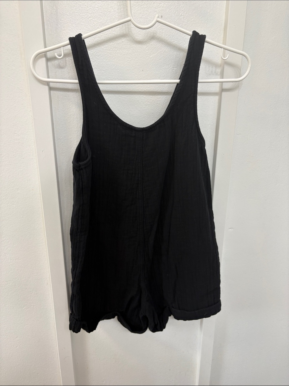 Old Navy Girls Sleeveless Tie-Strap Double-Weave Romper - Picture 3 of 4